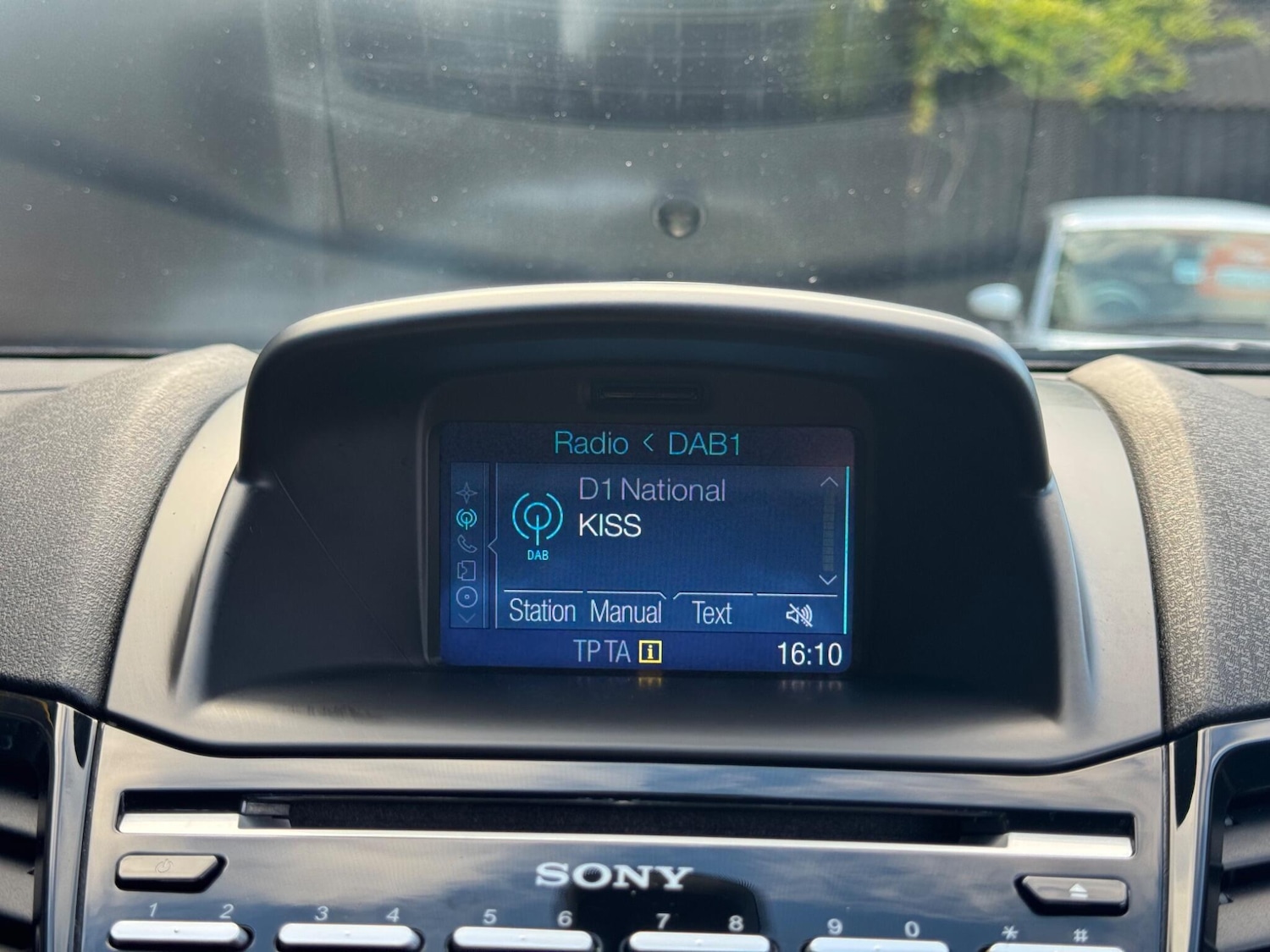 Used Ford Fiesta 2016 for sale - 76992097: Photo 28