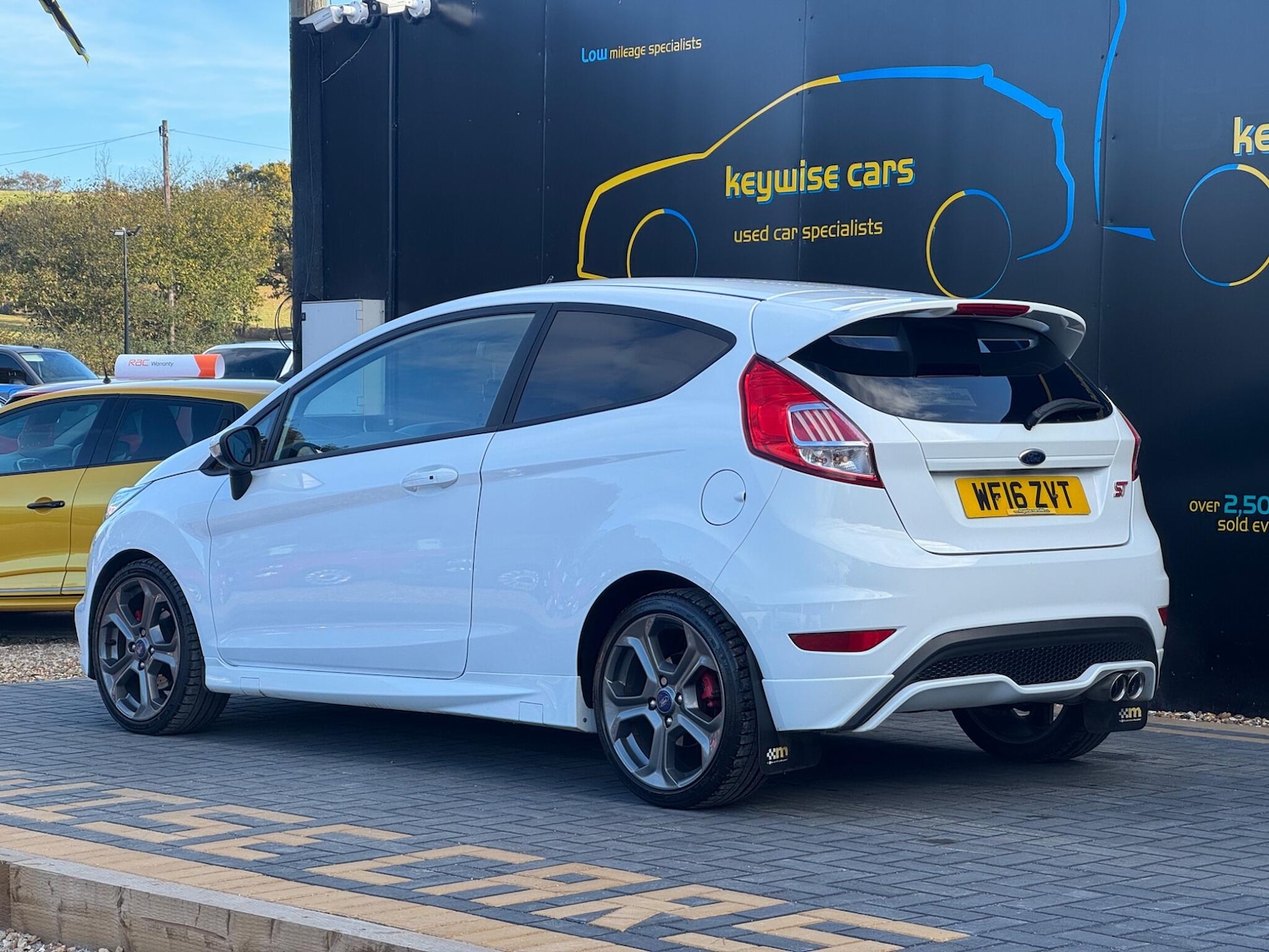 Used Ford Fiesta 2016 for sale - 76992097: Photo 3