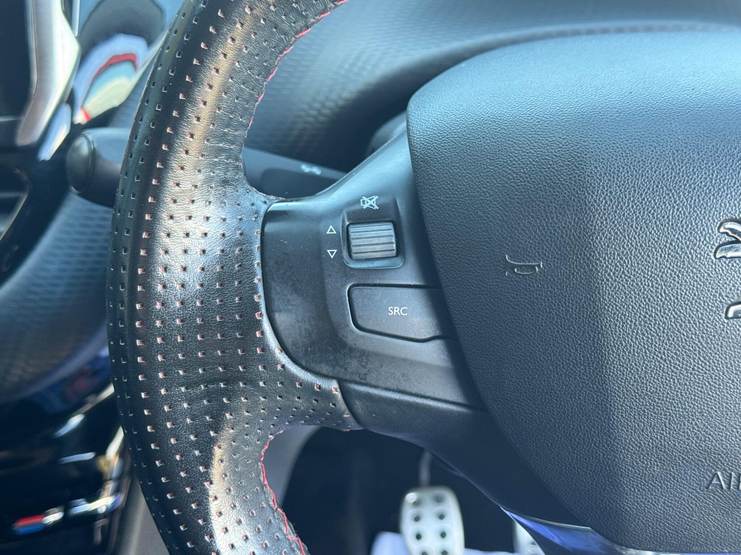 Used Peugeot 208 2017 for sale - 77839918: Photo 28