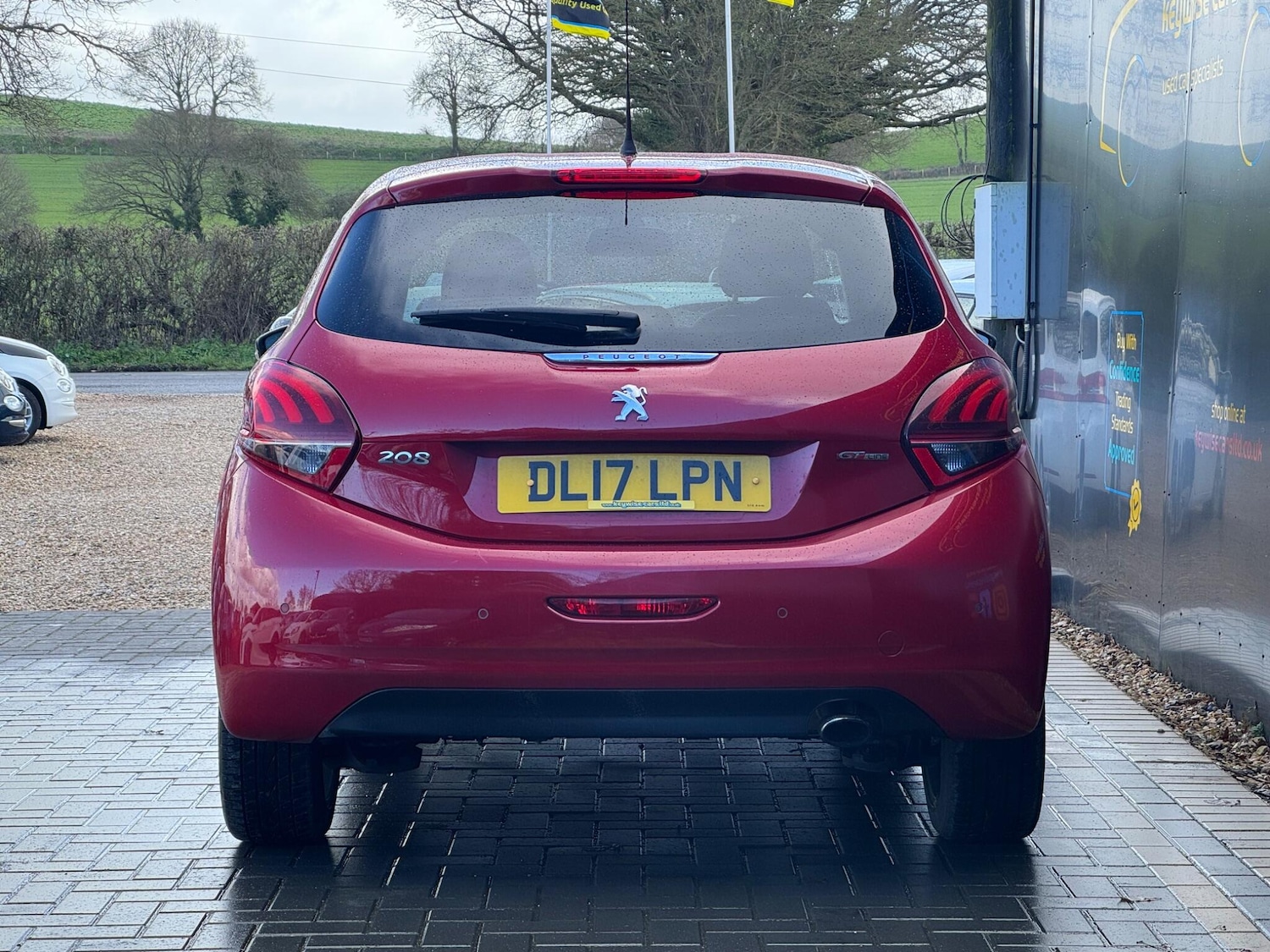 Used Peugeot 208 2017 for sale - 77839918: Photo 5