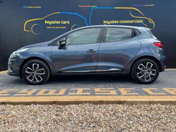 Used Renault Clio 2025 for sale - 74598842: Photo
