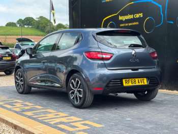 Used Renault Clio 2025 for sale - 74598842: Photo