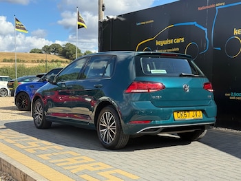Used Volkswagen Golf 2017 for sale - 79590319: Photo