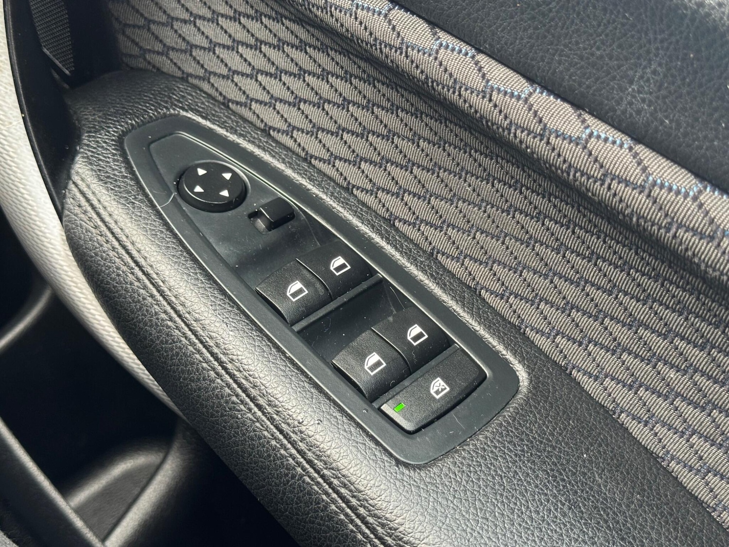 Used BMW 1 Series 2016 for sale - 76326116: Photo 38