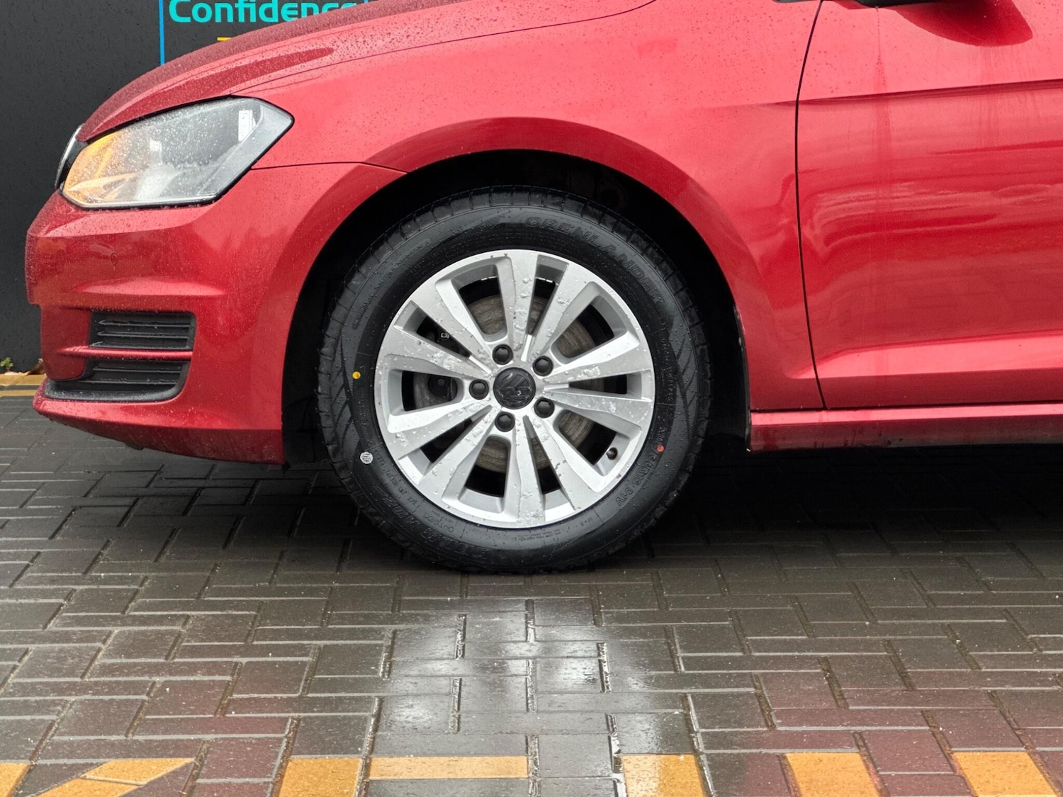 Used Volkswagen Golf 2014 for sale - 77598504: Photo 11