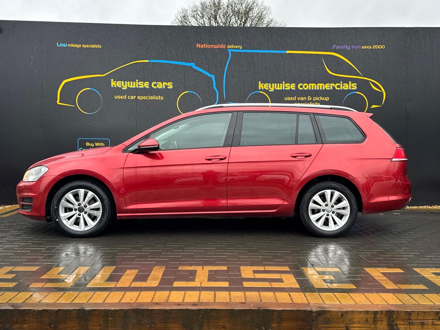 Used Volkswagen Golf 2014 for sale - 77598504: Photo 2