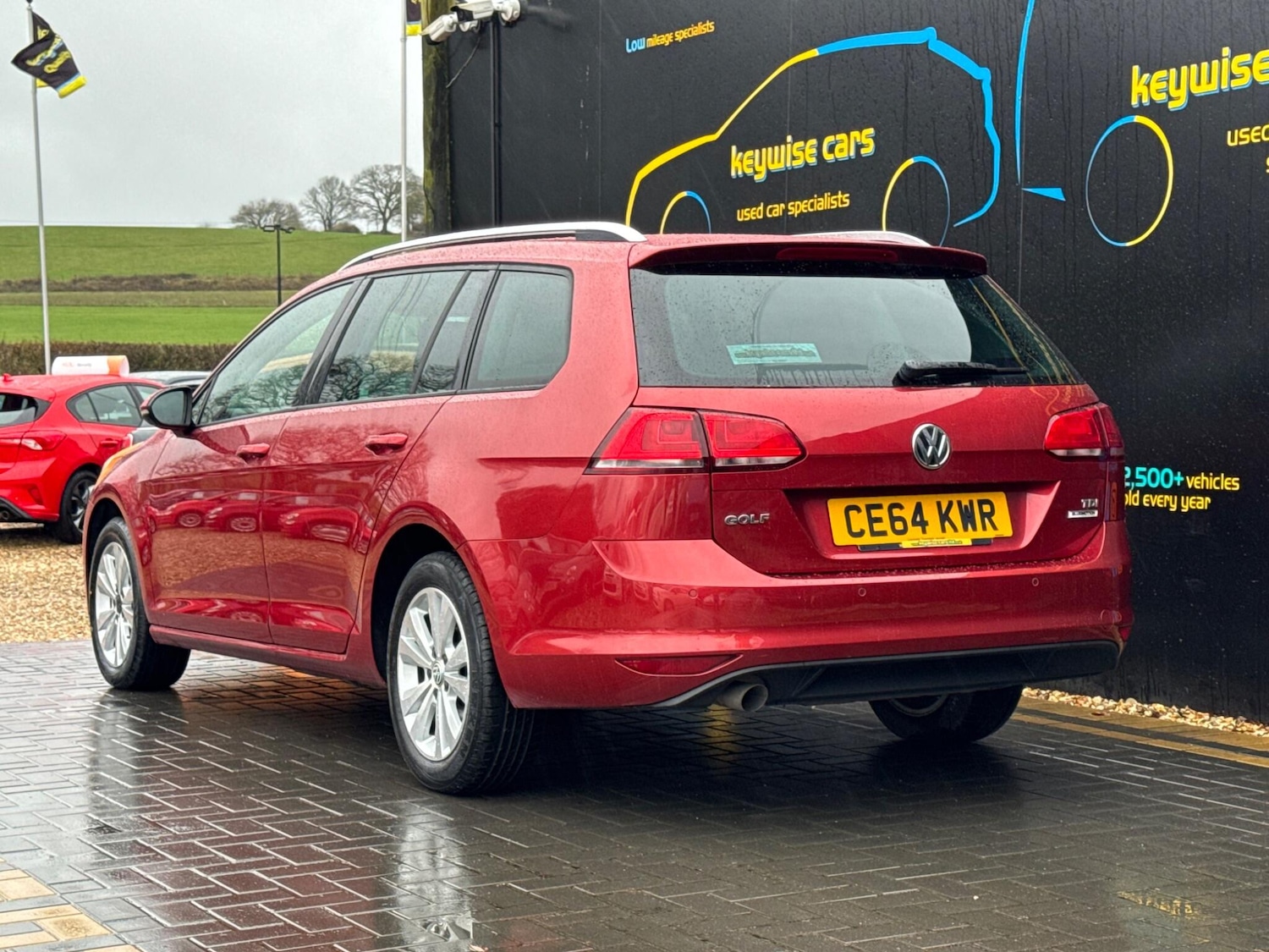 Used Volkswagen Golf 2014 for sale - 77598504: Photo 3