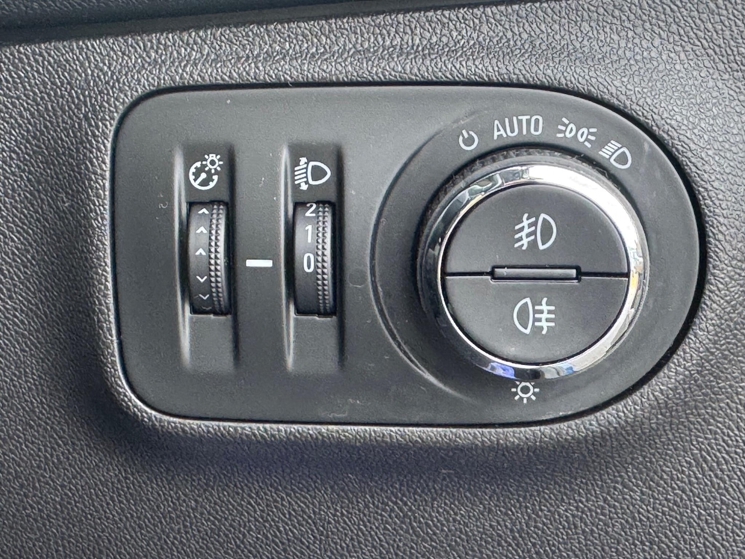 Used Vauxhall Corsa for sale - 77883223: Photo 29