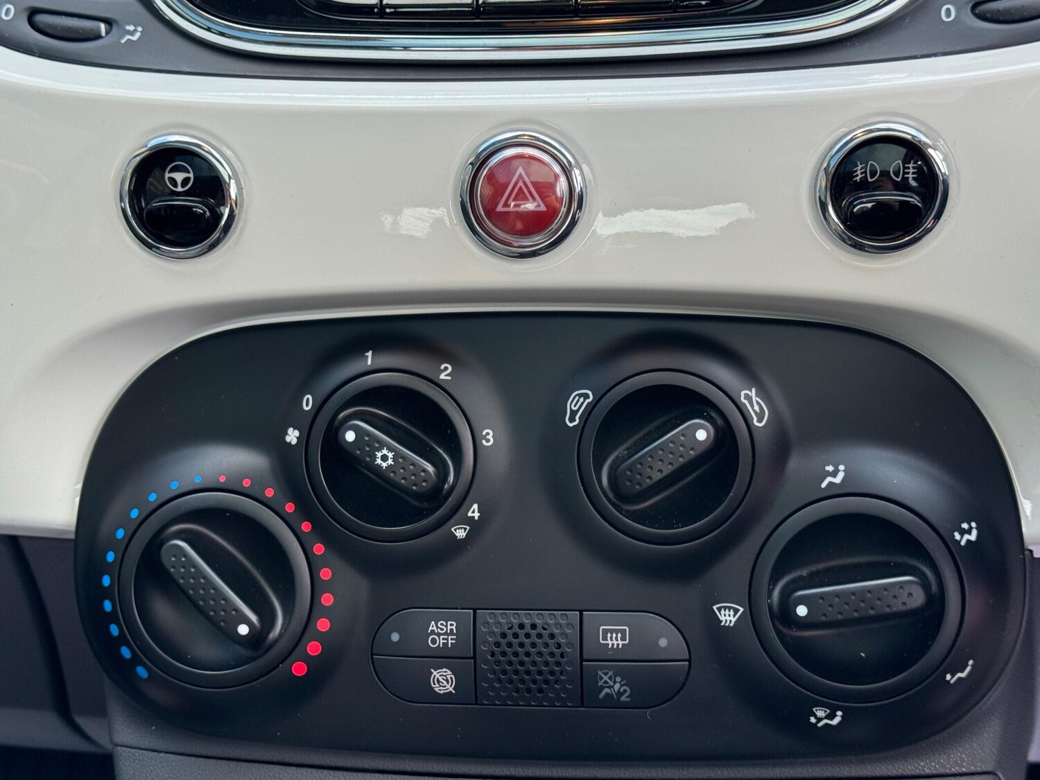 Used Fiat 500 2015 for sale - 76001538: Photo 34