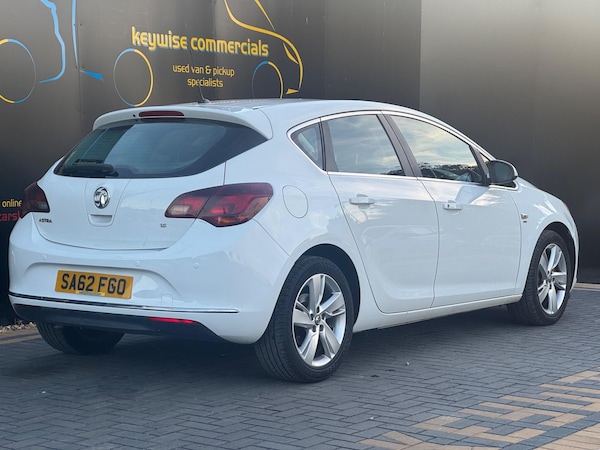 Used Vauxhall Astra 2012 for sale - 76226632: Photo 5