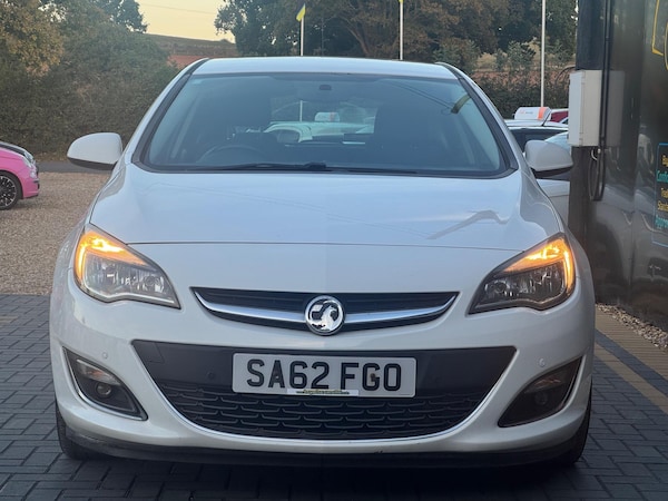 Used Vauxhall Astra 2012 for sale - 76226632: Photo 8