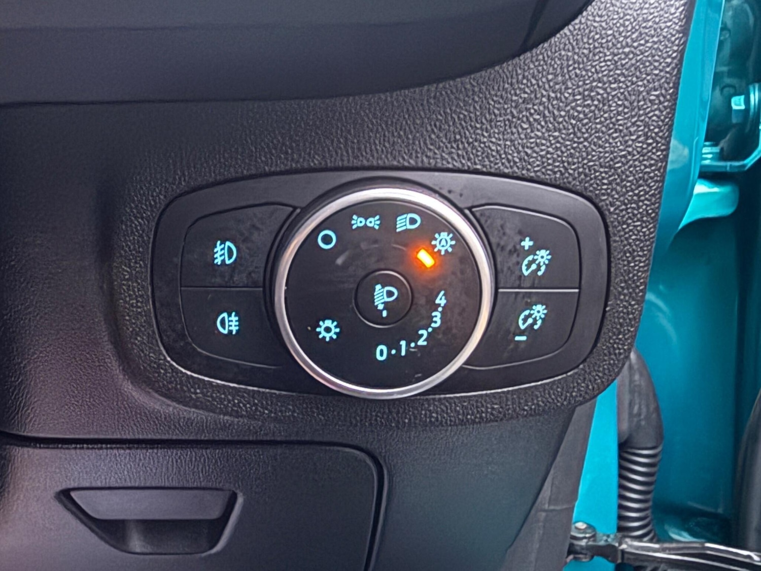 Used Ford Fiesta 2018 for sale - 76572703: Photo 33