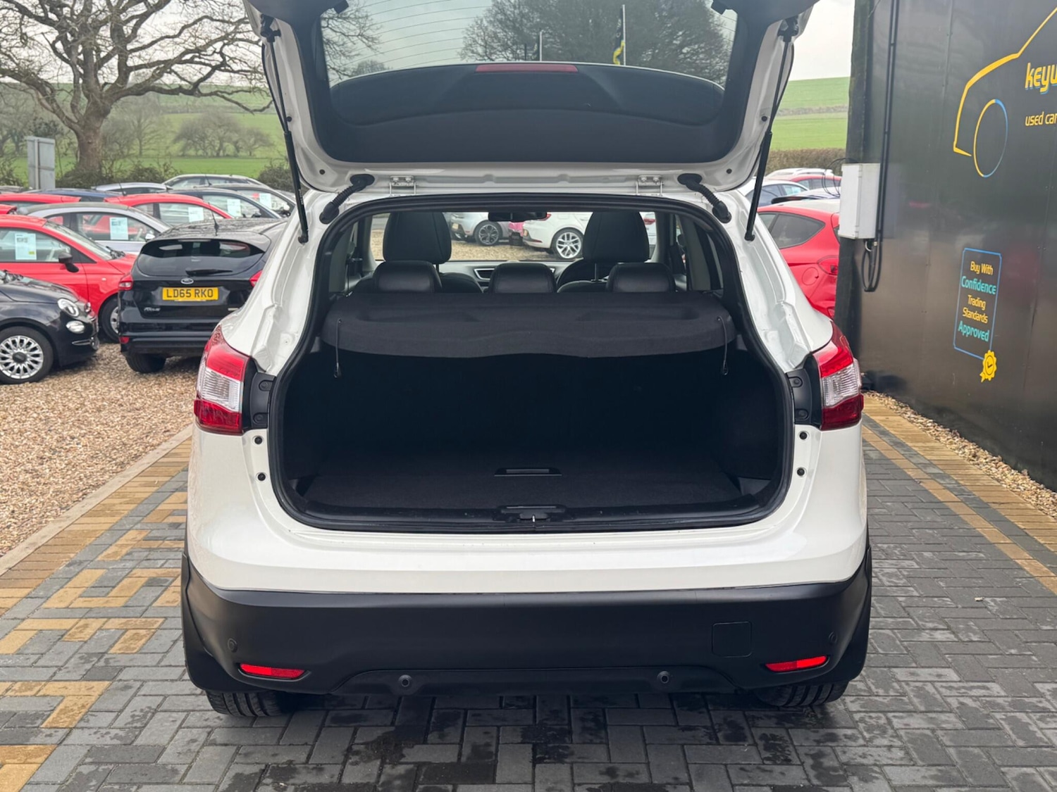 Used Nissan Qashqai for sale - 77809086: Photo 27