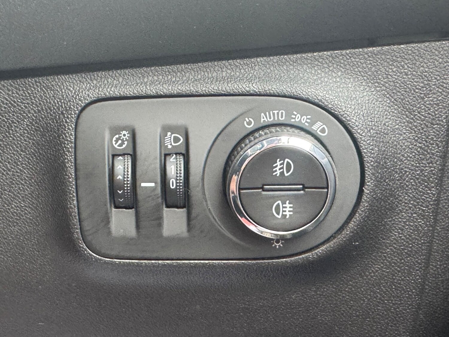 Vehicle 33