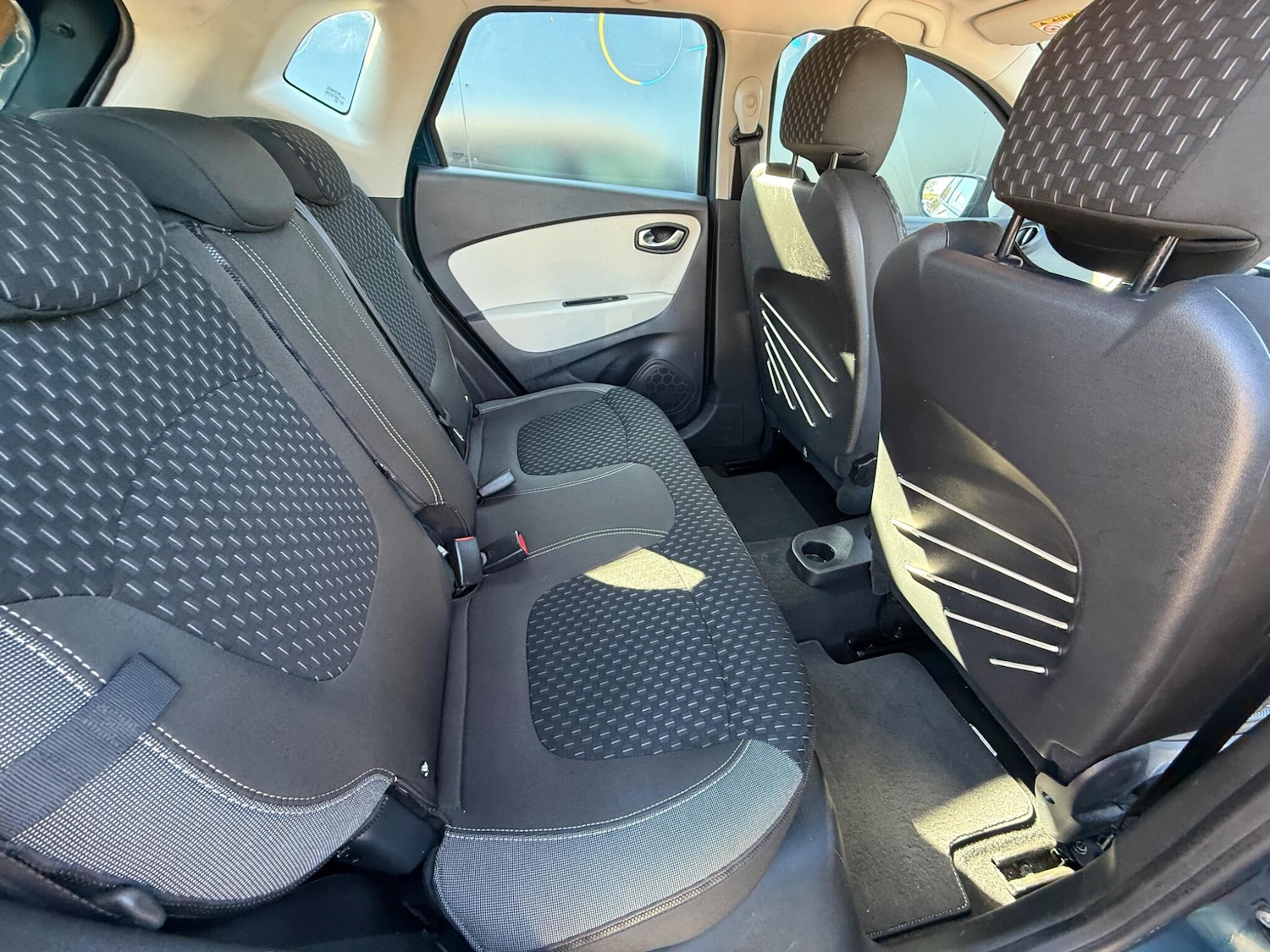 Used Renault Captur 2018 for sale - 78115632: Photo 22