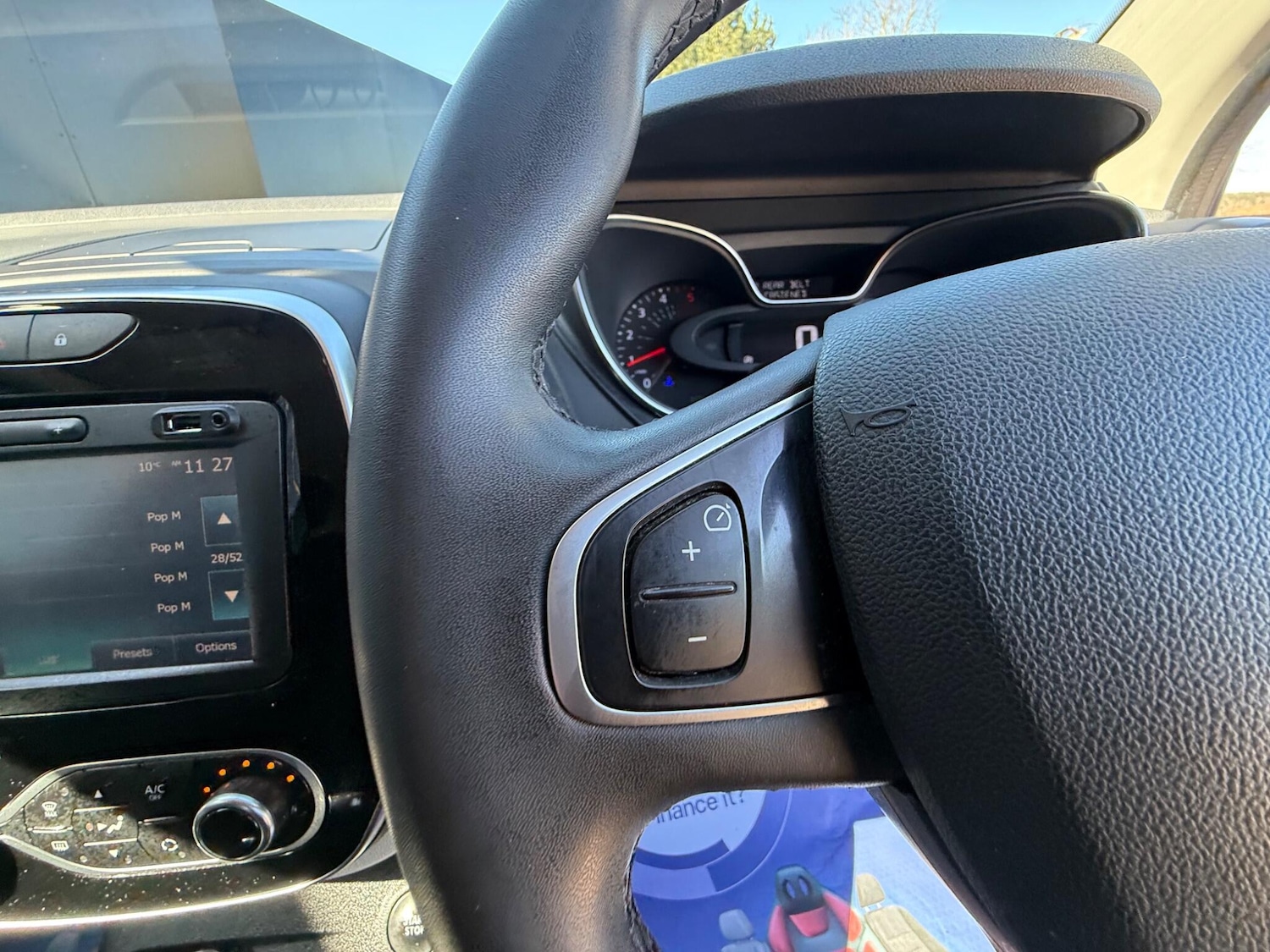 Used Renault Captur 2018 for sale - 78115632: Photo 30