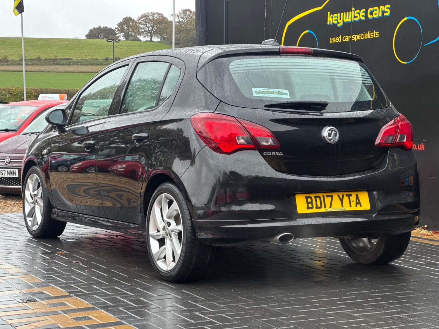 Used Vauxhall Corsa 2017 for sale - 76512373: Photo 3