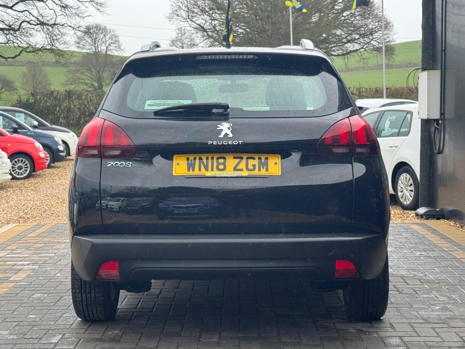Used Peugeot 2008 2018 for sale - 77852920: Photo 4