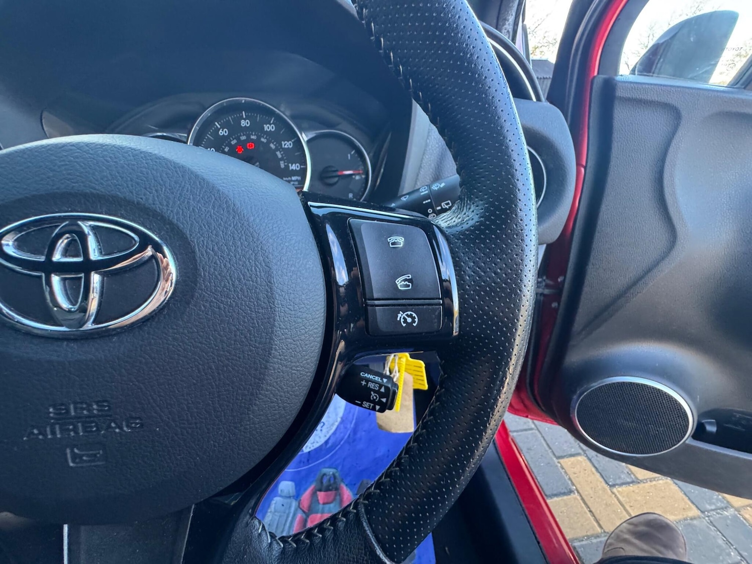 Used Toyota Yaris 2016 for sale - 77883320: Photo 30