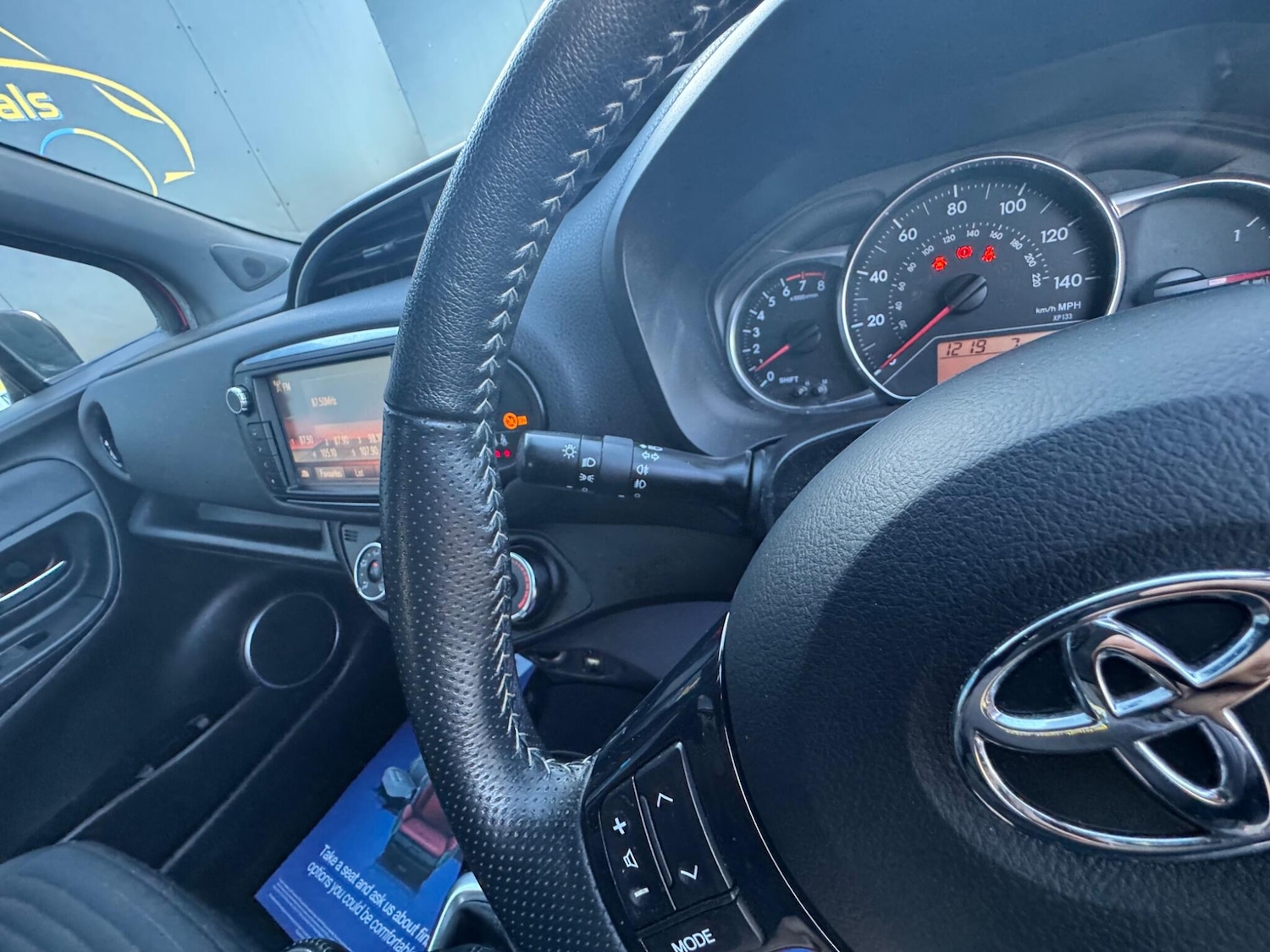 Used Toyota Yaris 2016 for sale - 77883320: Photo 31