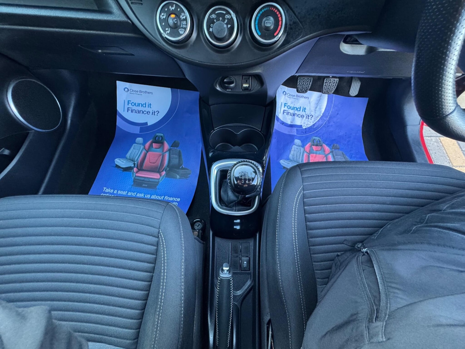 Used Toyota Yaris 2016 for sale - 77883320: Photo 35