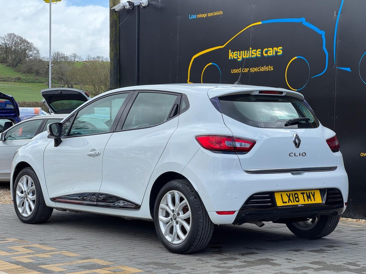 Used Renault Clio 2018 for sale - 78018781: Photo 3