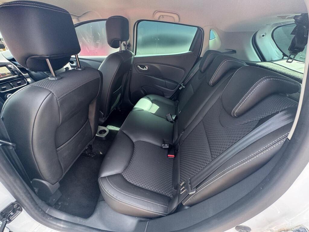 Used Renault Clio 2019 for sale - 76388366: Photo 18