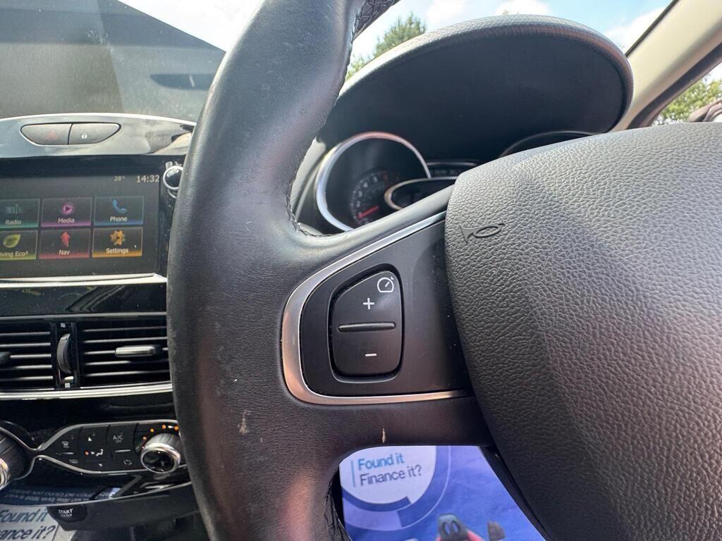 Used Renault Clio 2019 for sale - 76388366: Photo 26