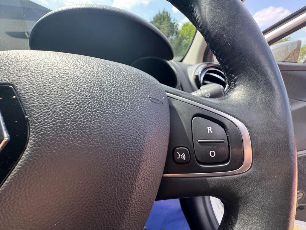 Used Renault Clio 2019 for sale - 76388366: Photo 27
