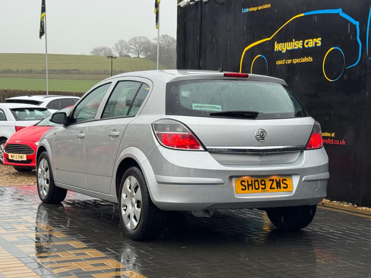 Used Vauxhall Astra 2009 for sale - 77191741: Photo 3