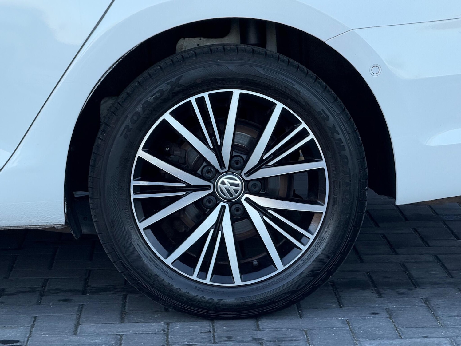 Used Volkswagen Golf 2017 for sale - 77015910: Photo 11