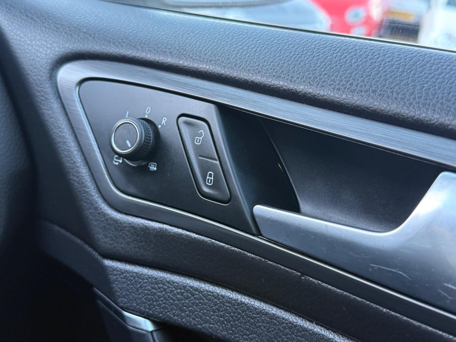 Used Volkswagen Golf 2017 for sale - 77015910: Photo 32