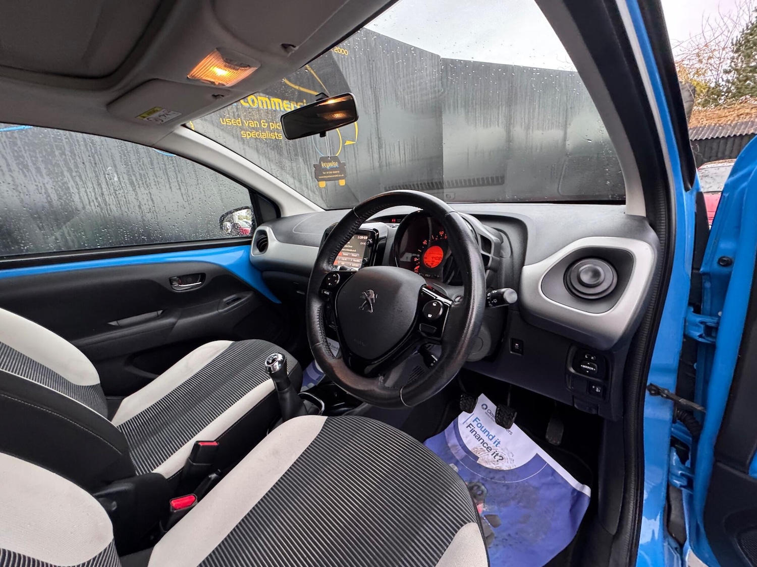 Used Peugeot 108 2015 for sale - 76865596: Photo 14