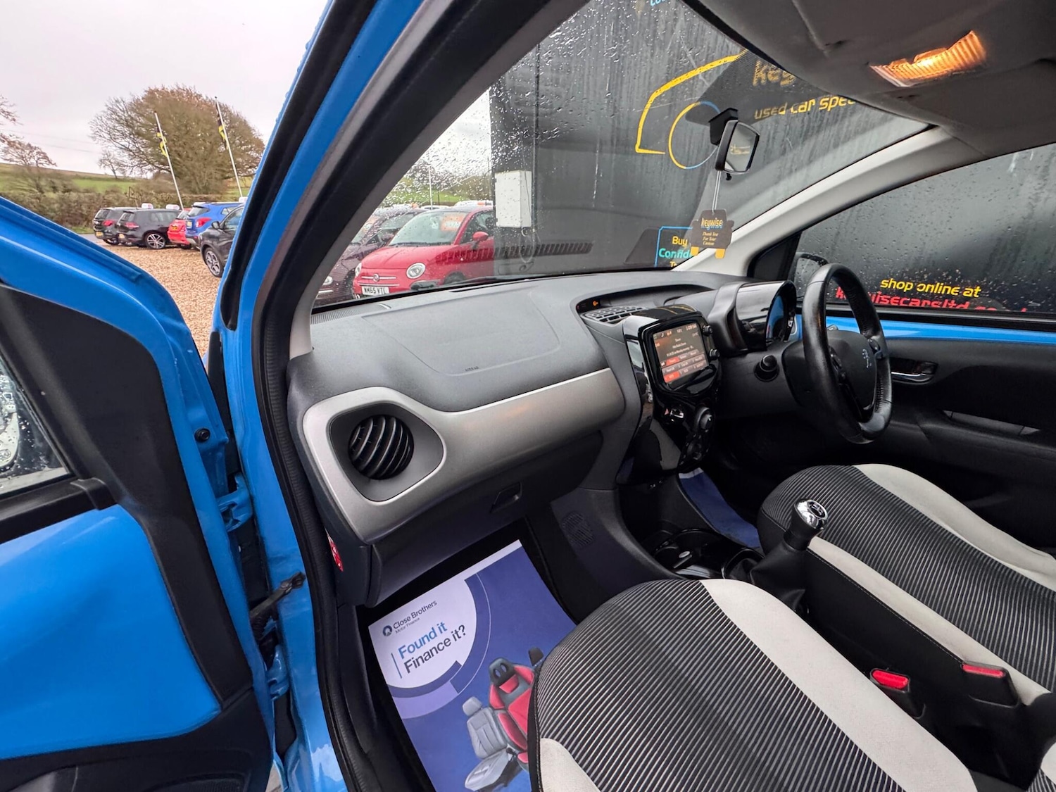 Used Peugeot 108 2015 for sale - 76865596: Photo 18