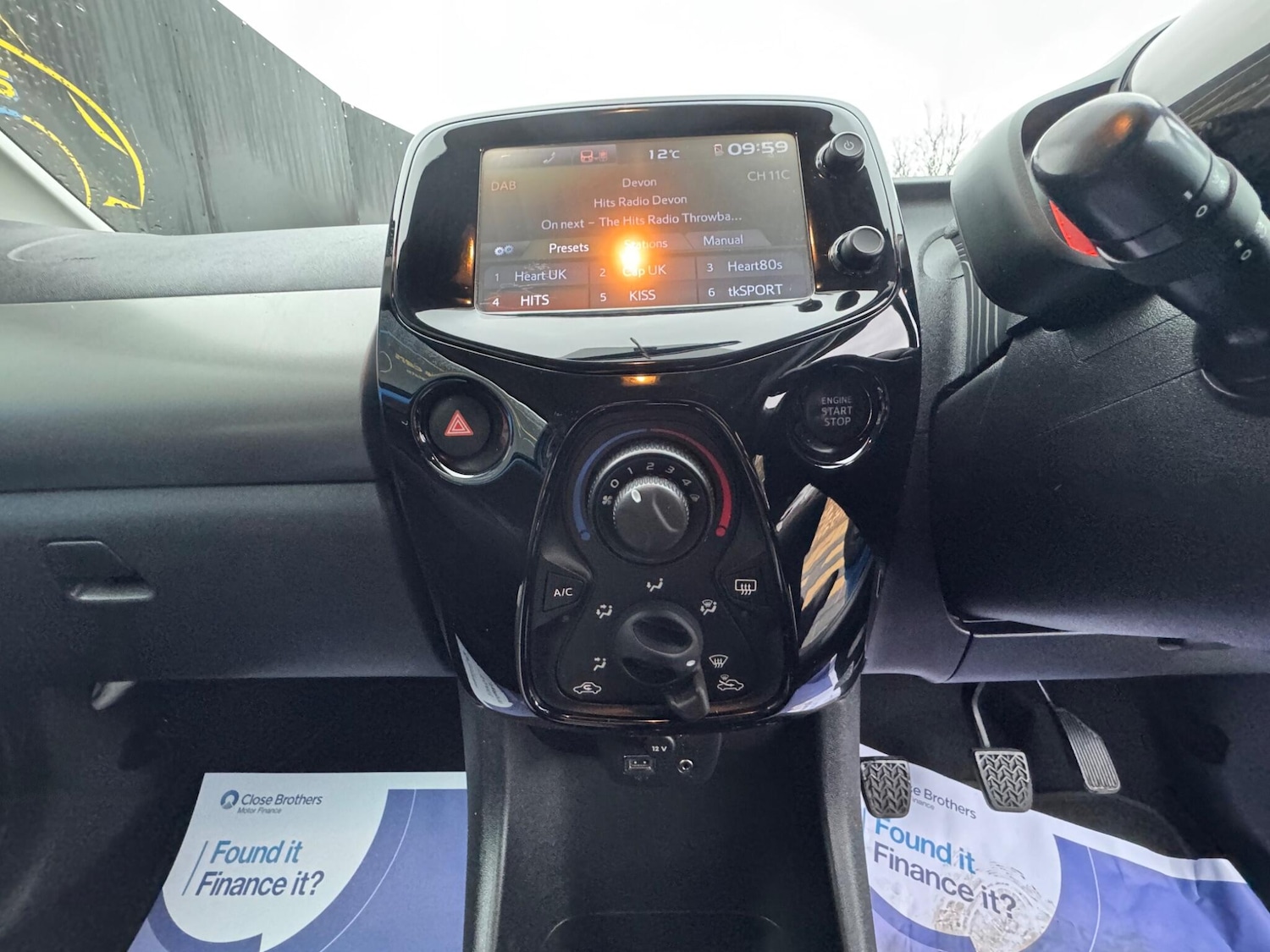 Used Peugeot 108 2015 for sale - 76865596: Photo 24