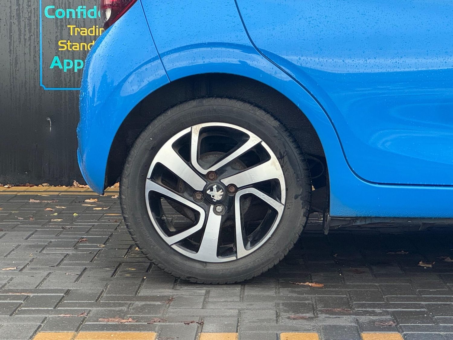 Used Peugeot 108 2015 for sale - 76865596: Photo 9