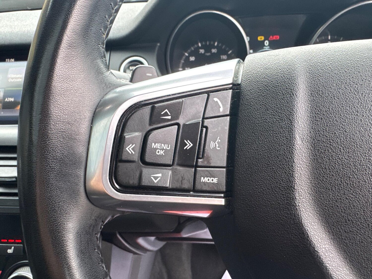 Used Land Rover Discovery Sport 2018 for sale - 77612935: Photo 31