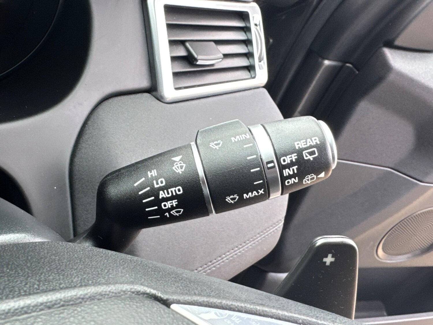 Used Land Rover Discovery Sport 2018 for sale - 77612935: Photo 33