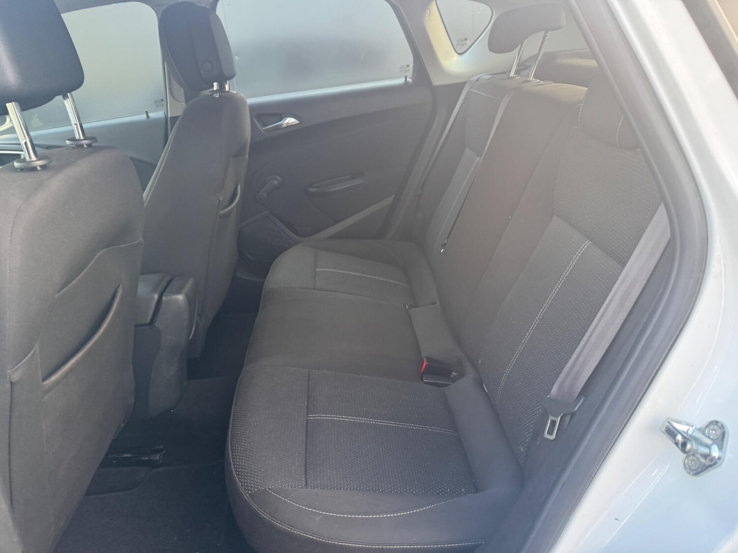 Used Vauxhall Astra for sale - 77468458: Photo 16