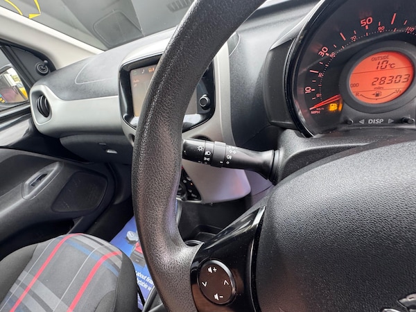 Used Peugeot 108 2016 for sale - 76282764: Photo 25