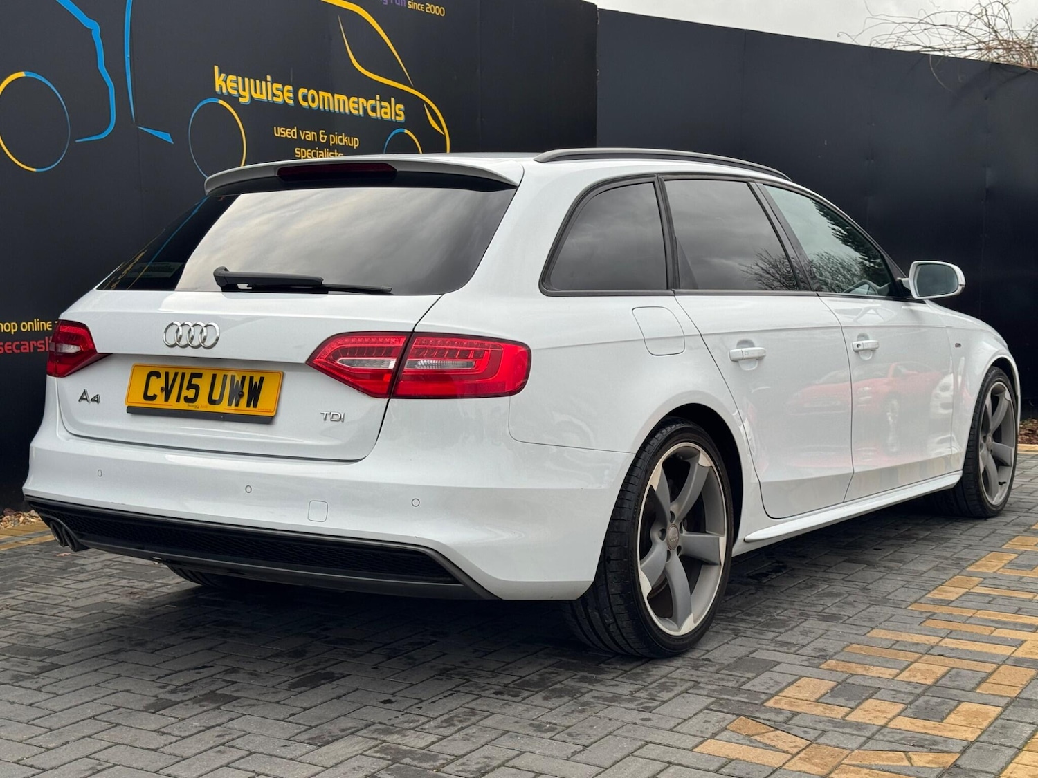 Used Audi A4 2015 for sale - 77029967: Photo 5