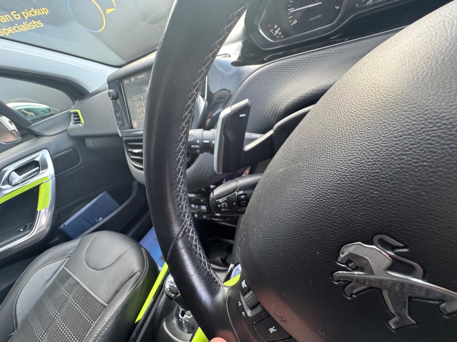 Used Peugeot 2008 2015 for sale - 77838984: Photo 24