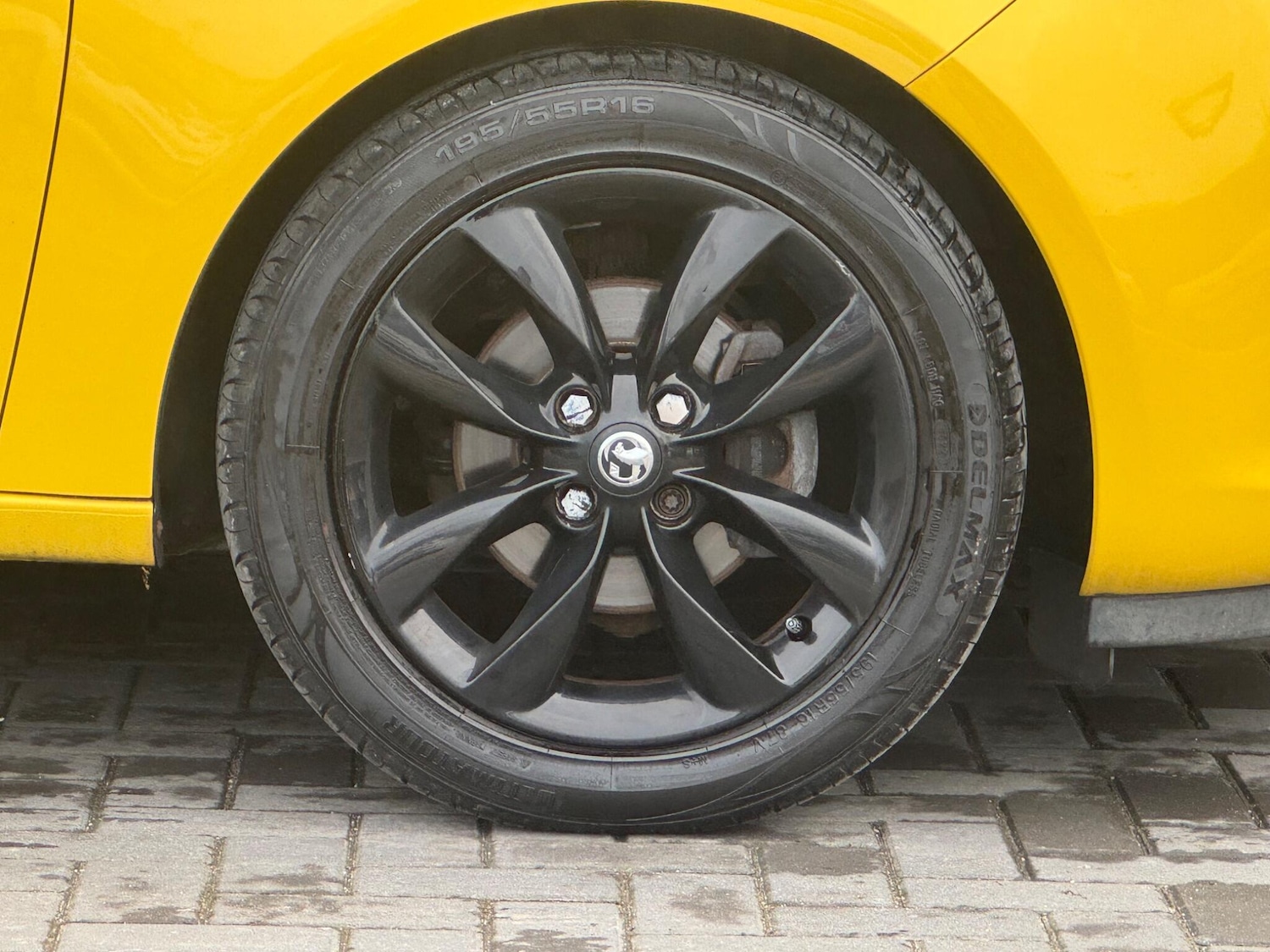 Used Vauxhall ADAM 2015 for sale - 77625887: Photo 10