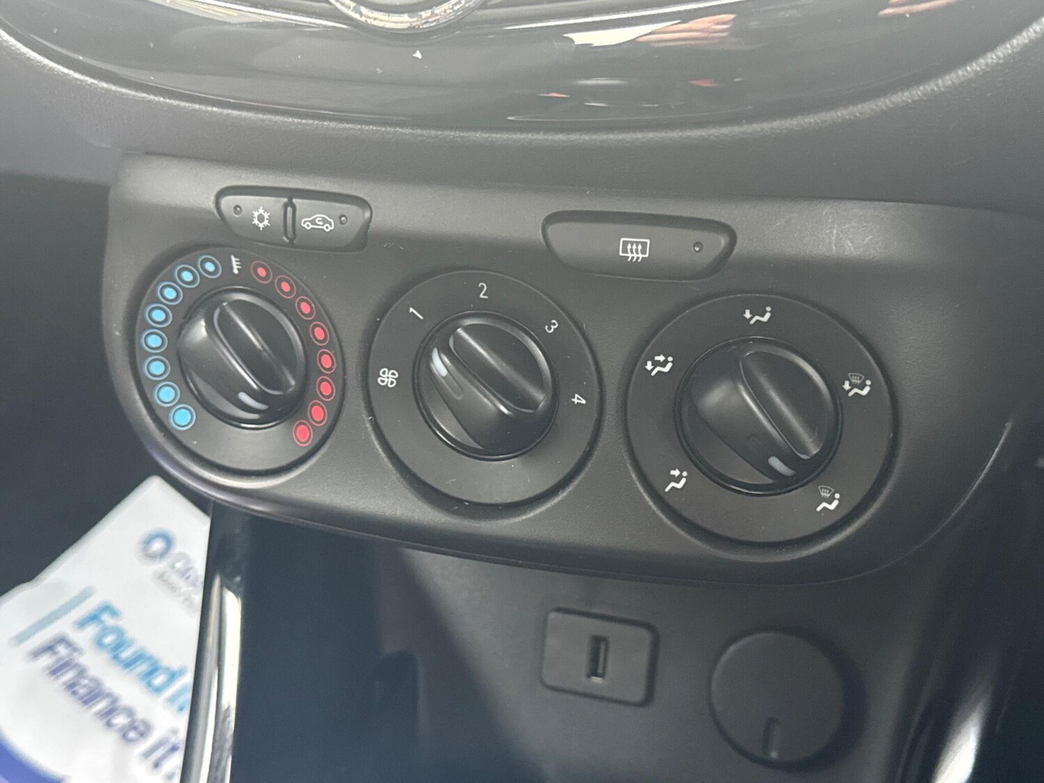 Used Vauxhall ADAM 2015 for sale - 77625887: Photo 25