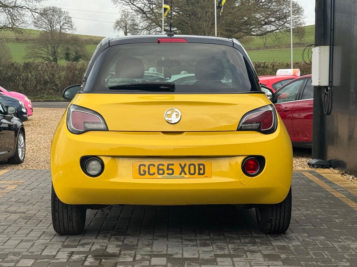 Used Vauxhall ADAM 2015 for sale - 77625887: Photo 4