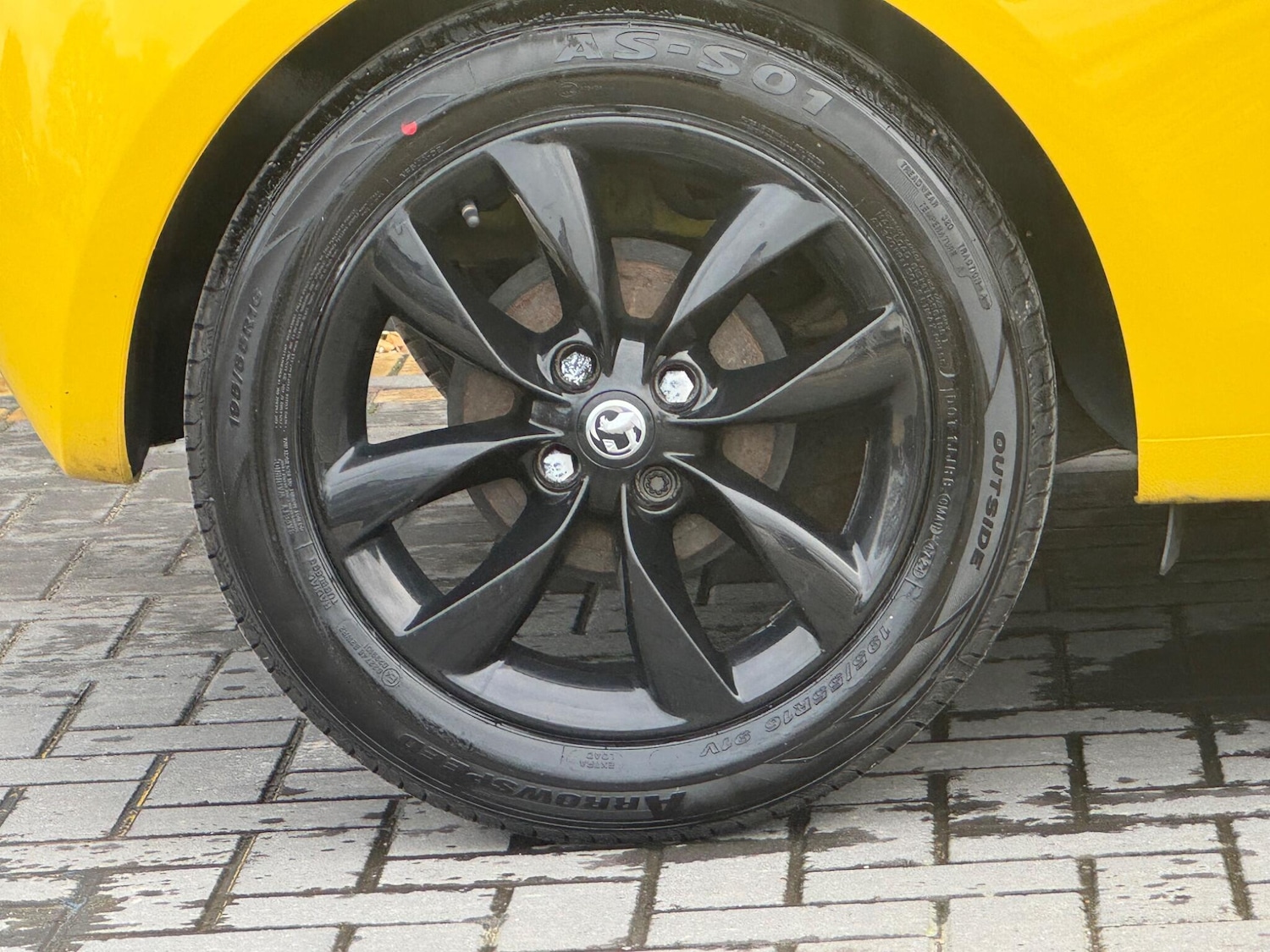 Used Vauxhall ADAM 2015 for sale - 77625887: Photo 9