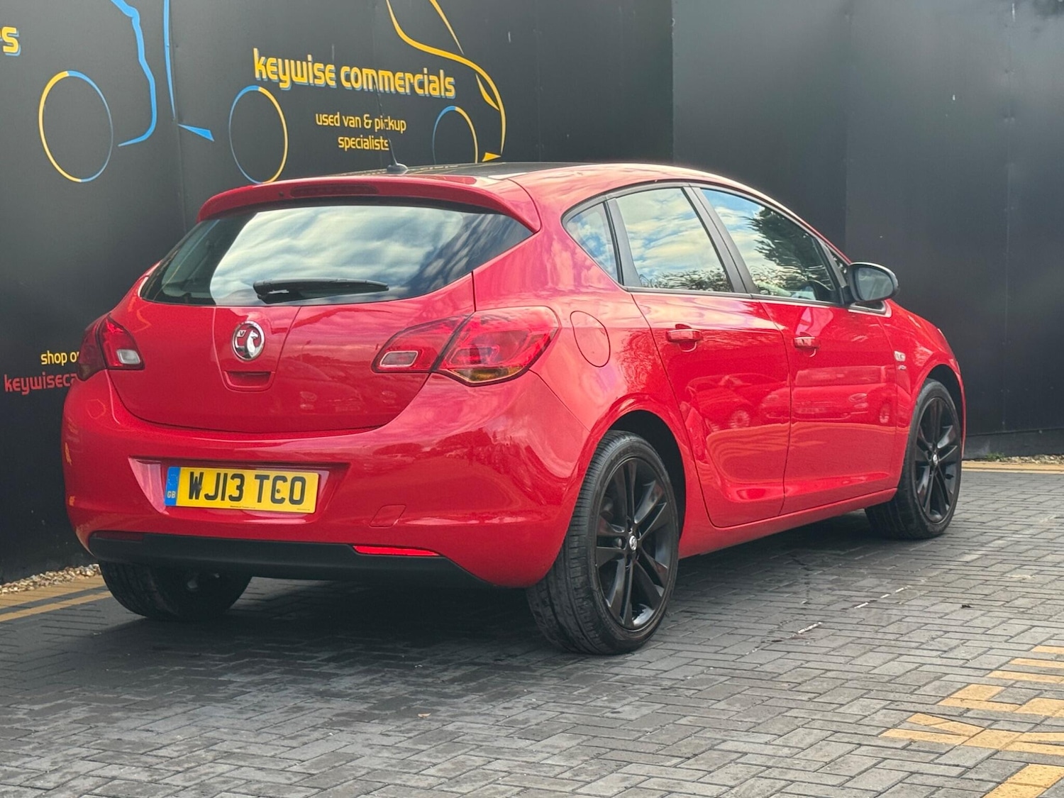 Used Vauxhall Astra 2013 for sale - 76498888: Photo 6