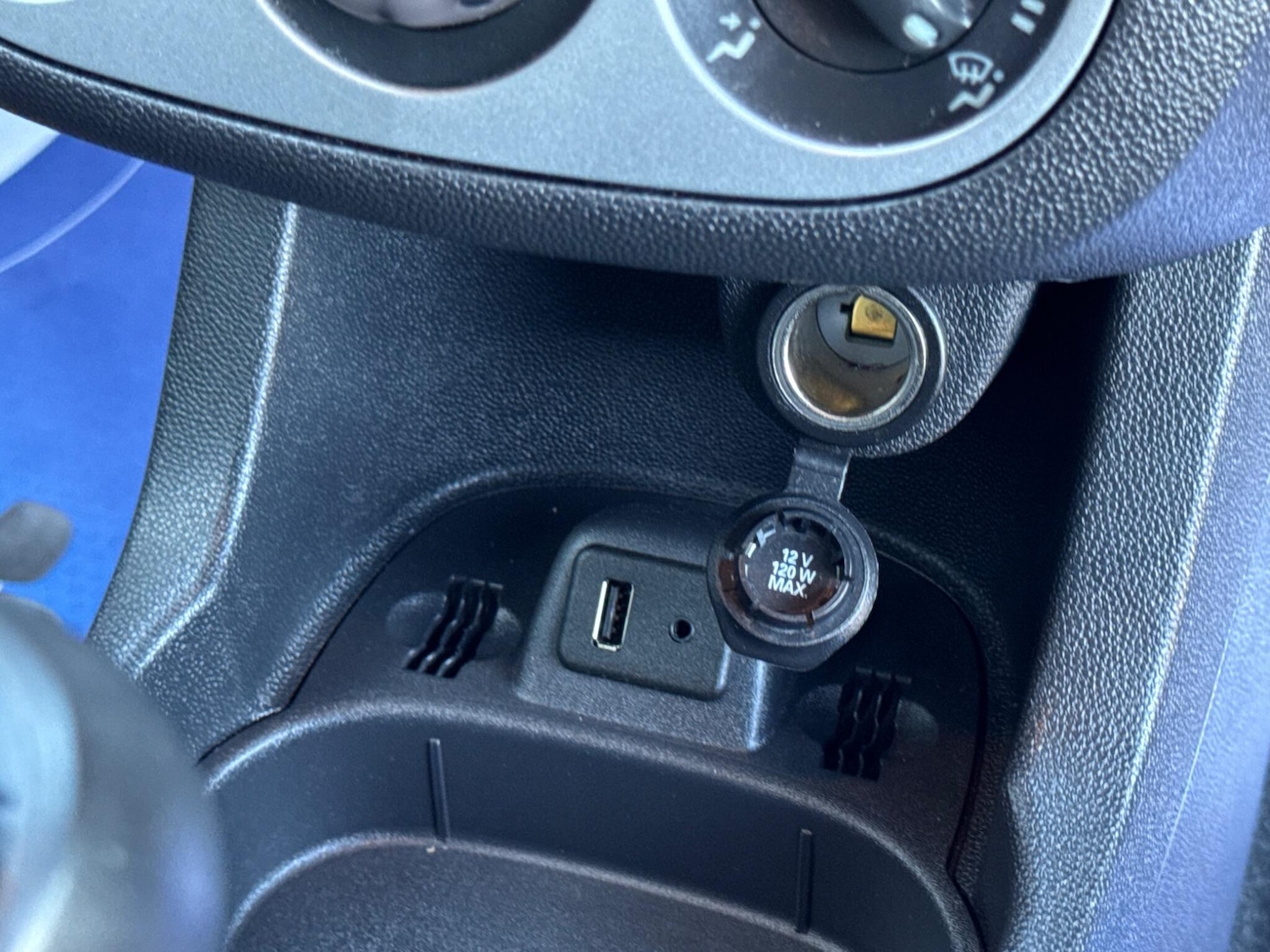 Used Vauxhall Corsa 2012 for sale - 76633489: Photo 27