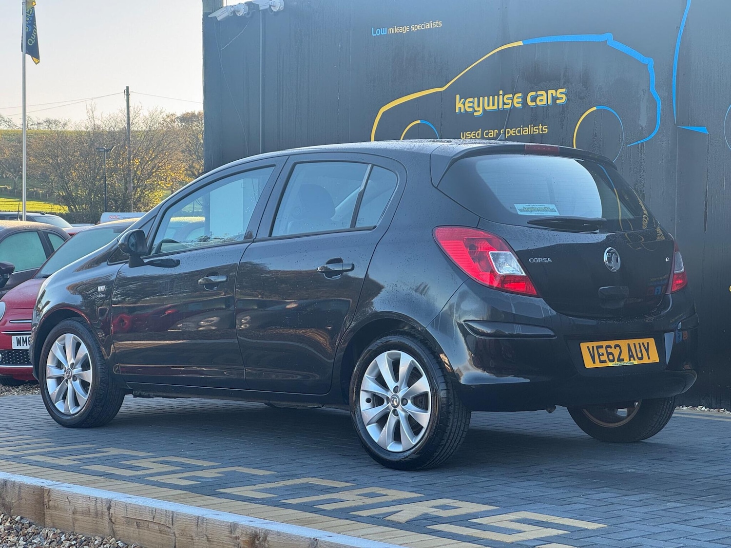Used Vauxhall Corsa 2012 for sale - 76633489: Photo 3