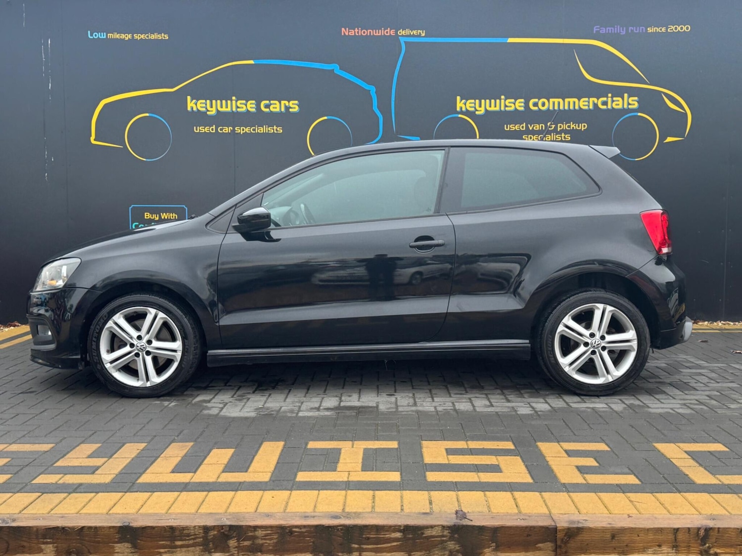 Used Volkswagen Polo 2013 for sale - 77612148: Photo 2